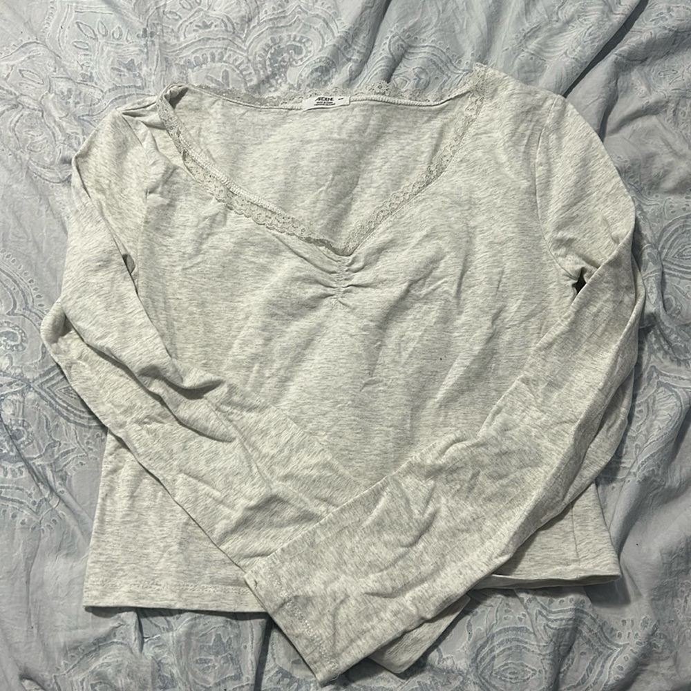 🥥ardene heather grey lace top